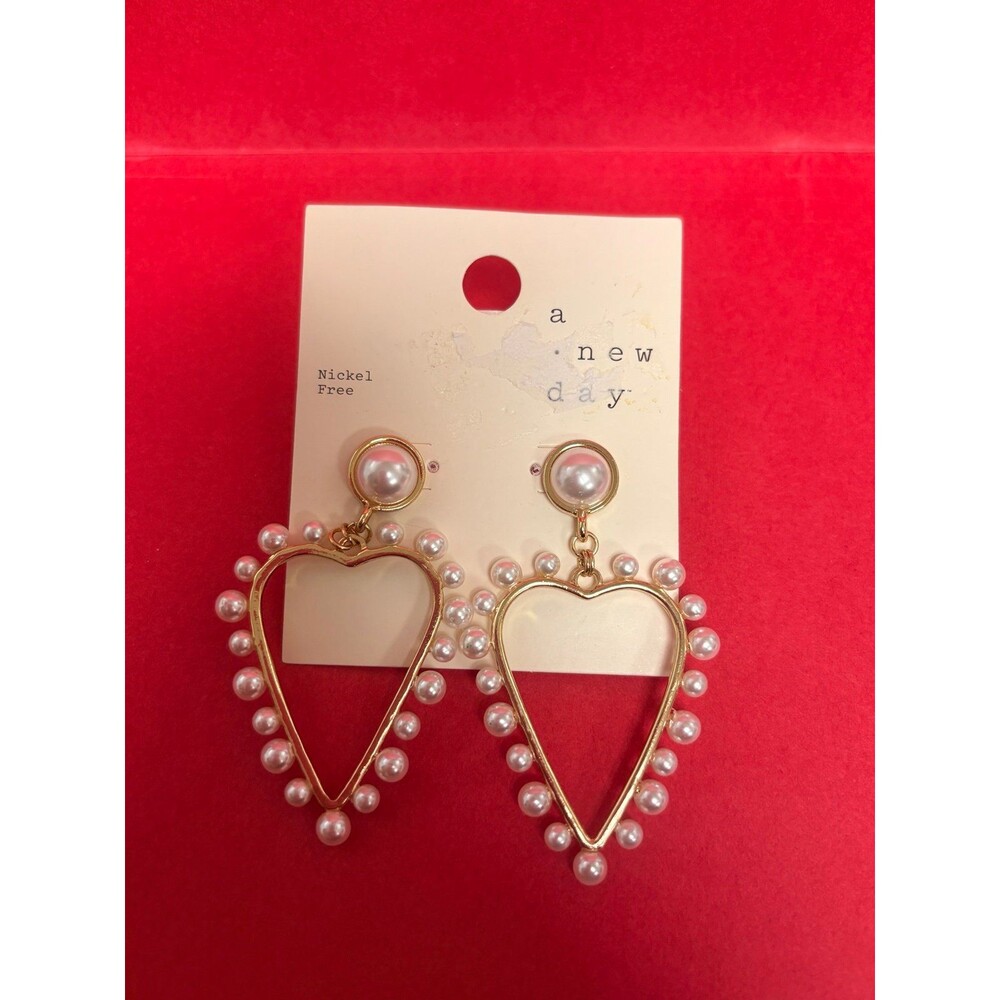 A New Day Heart Dangle Earring‎